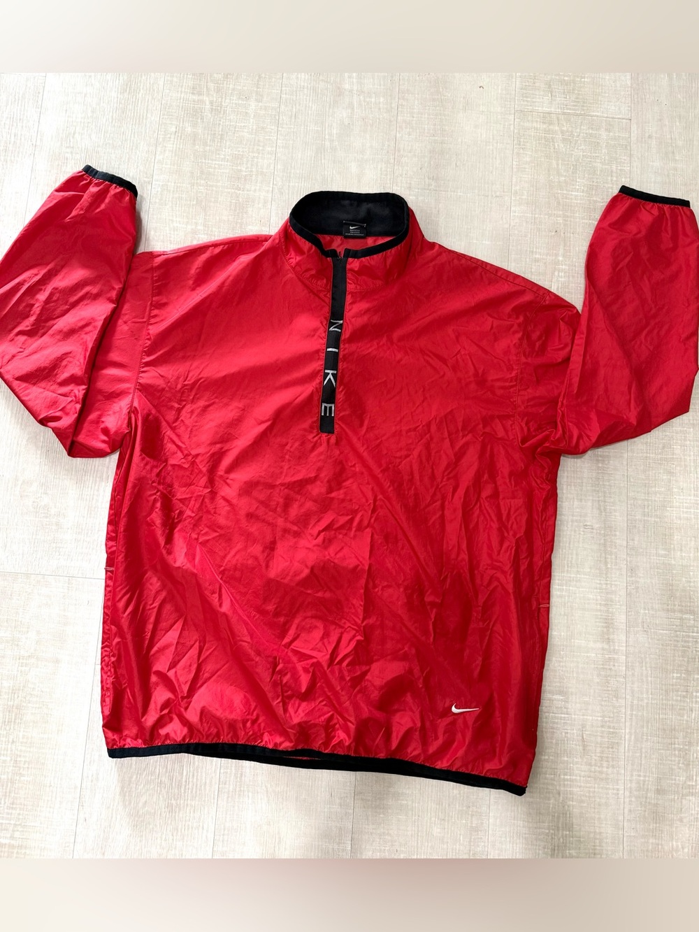 Nike Red and Black Half-Zip Windbreaker Pullover Large Lightweight 1/2 Zip